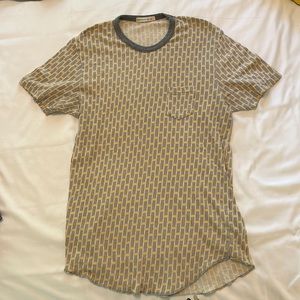 Alternative spot patten tee